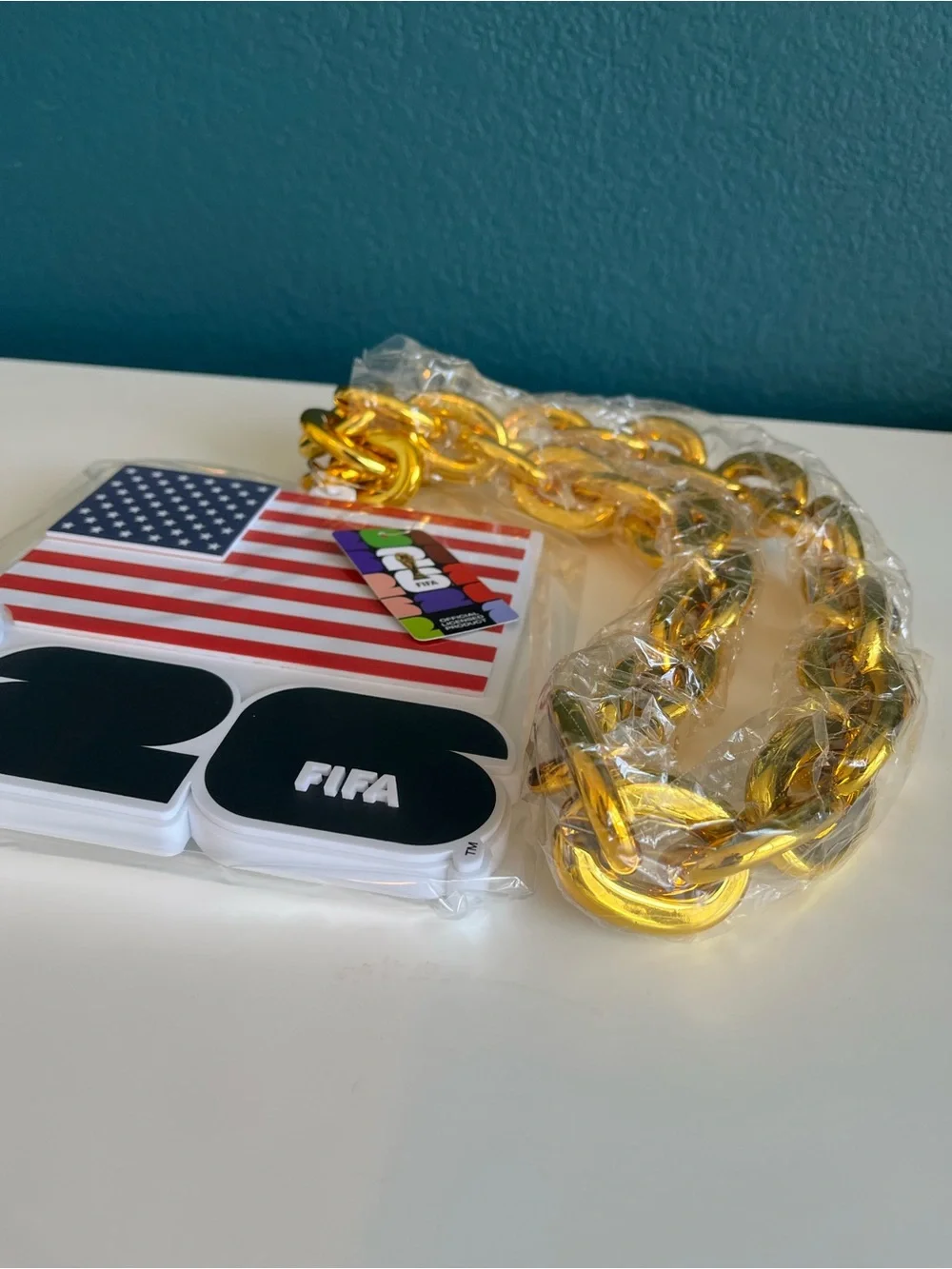FIFA World Cup 2026 USA Foam Flag Chain Trophyman Necklace NWT Soccer Football